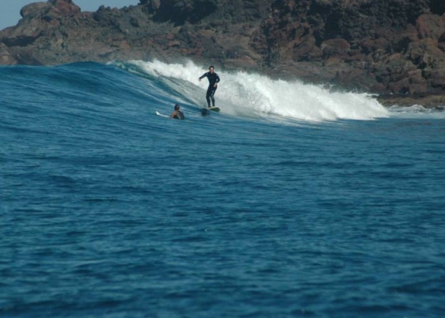  Surfing from the rocks 